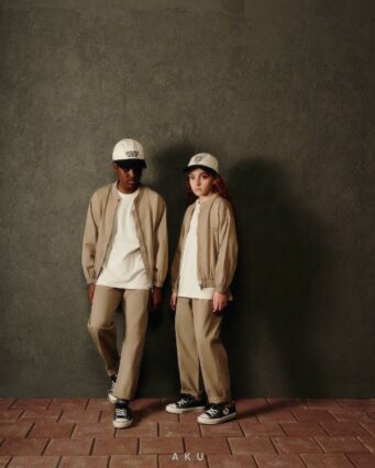 گالری اول ست بامبر و شلوار کتان