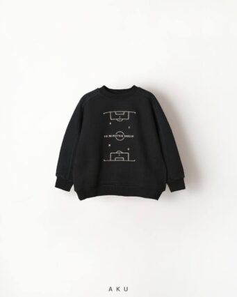 بلوز دورس پسرانه گلدوزی AKU، طرح زمین فوتبال