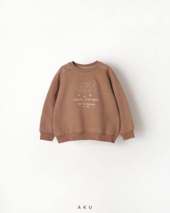 بلوز دورس پسرانه گلدوزی AKU، طرح سفینه